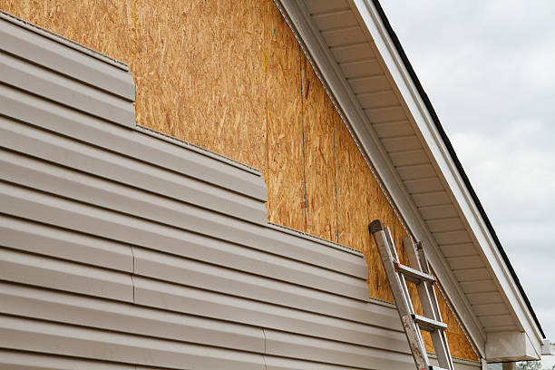 Professional Siding Contractor technician working in Youngsville, PA